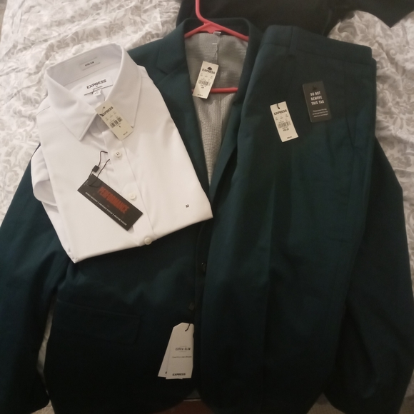 BRAND NEW SUITS